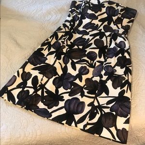 3 items 20% off, 5 items: 25%, 7+ items 35%